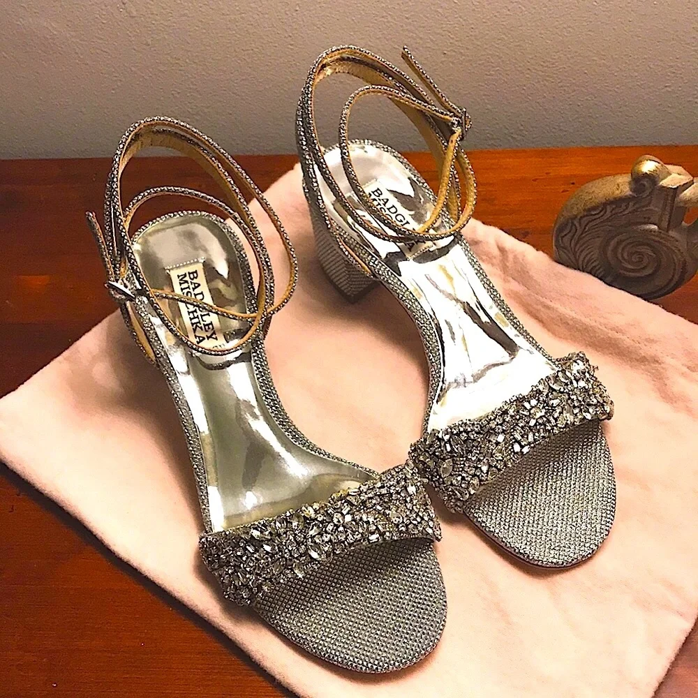 ❗️LAST CHANCE- BADGLEY MISCHKA Crystal Embellished Evening Shoes - Picture 8 of 14